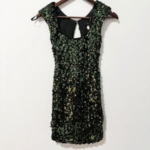 B Darlin Black with Green Sequin Mini‎ Dress Size 1/2 Holiday Party Shiney